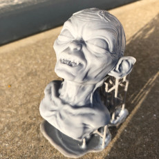 Picture of print of Golum bust, from Lord Of The Rings This print has been uploaded by Seb Keihilin