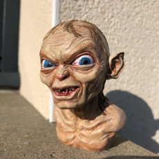 Picture of print of Golum bust, from Lord Of The Rings This print has been uploaded by Seb Keihilin
