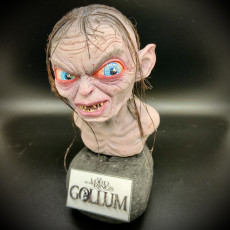 Picture of print of Golum bust, from Lord Of The Rings This print has been uploaded by Ruben Vasconcelos
