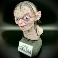 Picture of print of Golum bust, from Lord Of The Rings This print has been uploaded by Ruben Vasconcelos