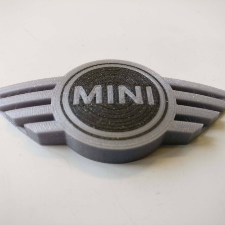 3D Printable Mini Cooper Logo by Jennes De Schutter
