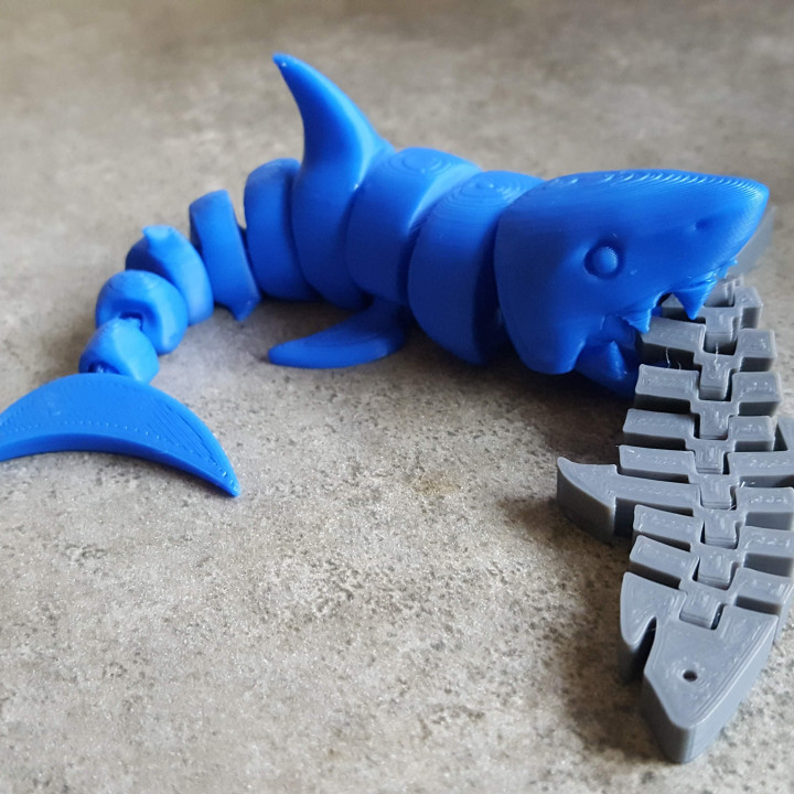 3D Print of Articulated Shark 通过 joellejensen