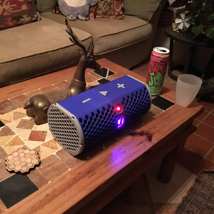 3D Printed Bluetooth Speaker by Isaac Abouaf