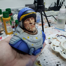 Picture of print of "Sarge" bust