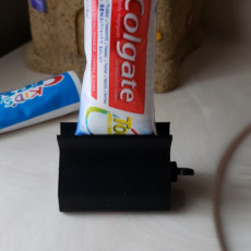 Picture of print of Toothpaste support clamp This print has been uploaded by Zackery R McDonald