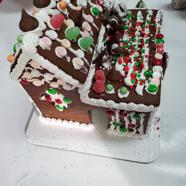 2019 Gingerbread house cutter