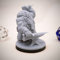 Picture of print of Dwarven Blacksmith Miniature - pre-supported