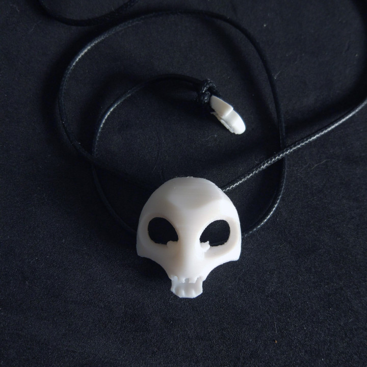 $1.00Cute Skull necklace