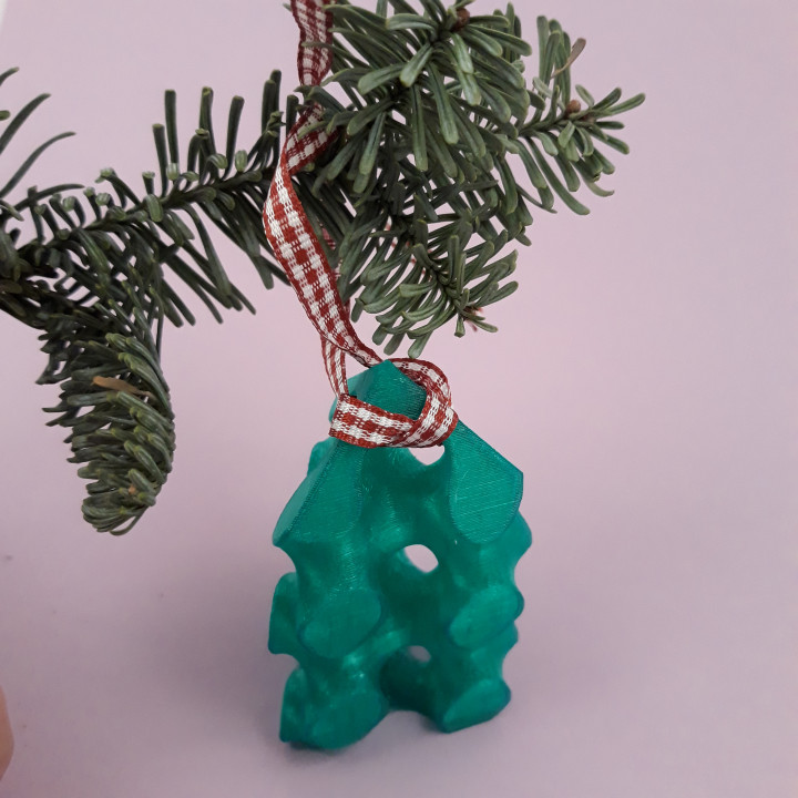 Gyroid Christmas decoration, keychain