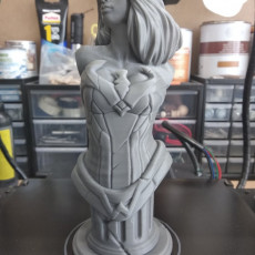 Picture of print of Wonder Woman bust This print has been uploaded by Alessandro Poli