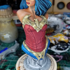Picture of print of Wonder Woman bust This print has been uploaded by Long Nguyen