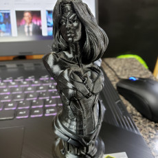 Picture of print of Wonder Woman bust This print has been uploaded by Chris Thompsom
