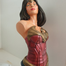 Picture of print of Wonder Woman bust This print has been uploaded by Jim