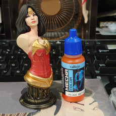 Picture of print of Wonder Woman bust This print has been uploaded by Sean Yu