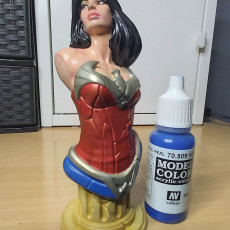 Picture of print of Wonder Woman bust This print has been uploaded by Dokos HD