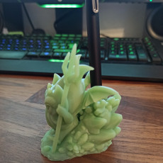 Picture of print of Baby Cthulhu - Penholder