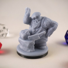 Picture of print of Dwarven Chef Miniature - pre-supported