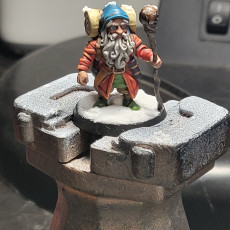 Picture of print of Gnome Wizard Type B w/ Modular Hands (Presupported)
