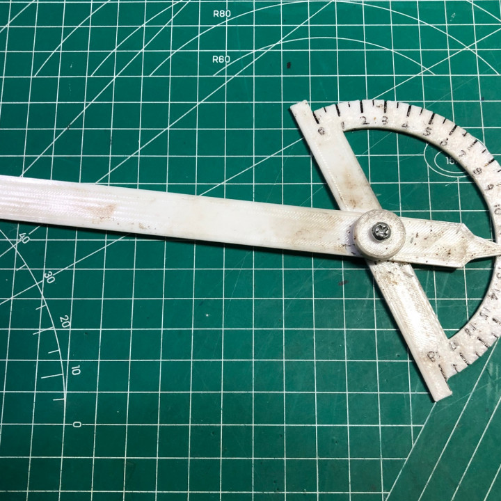 3D Printable 5 Degree Angle Ruler by HT
