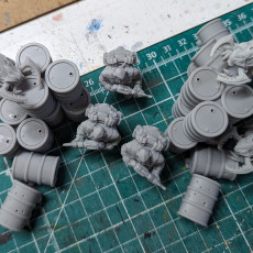 Picture of print of Wargame 28/32mm barrels pile / cluster