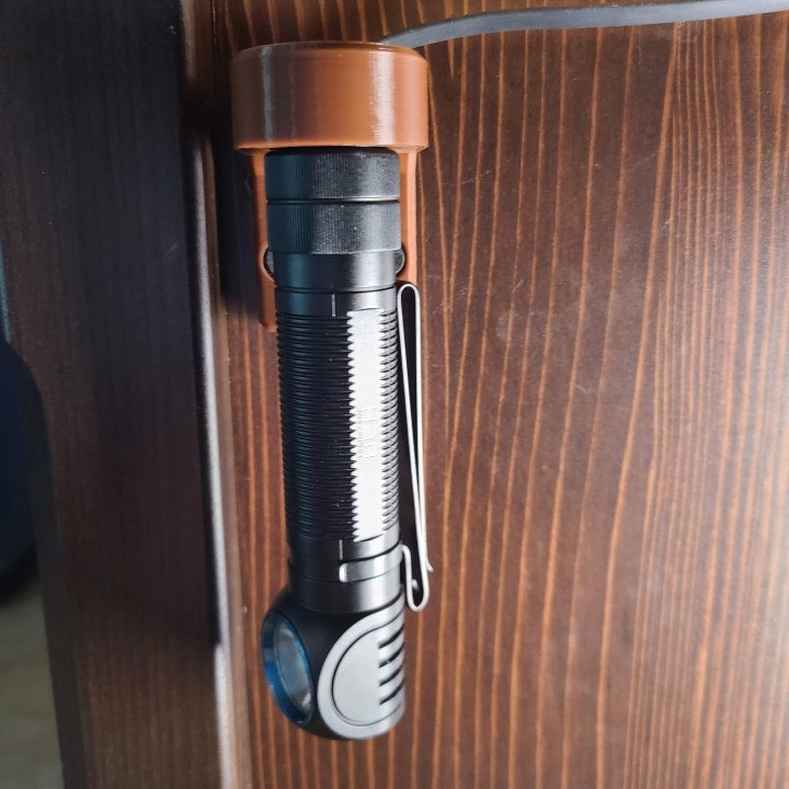 Olight L-Dock (hanging or upright) wall mount