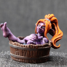 Picture of print of Bae Victis : Goblin taking a bath [Pre-supported]